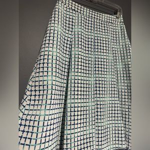 The Limited women’s size 0 skirt midi pleats